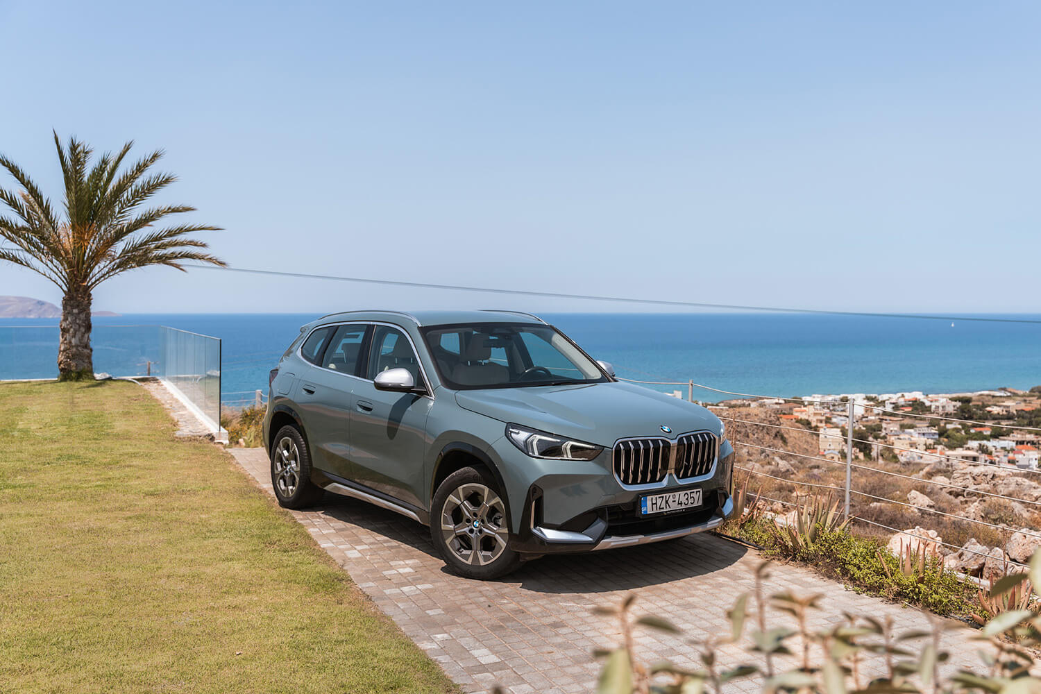 bmw-x1-blue-1